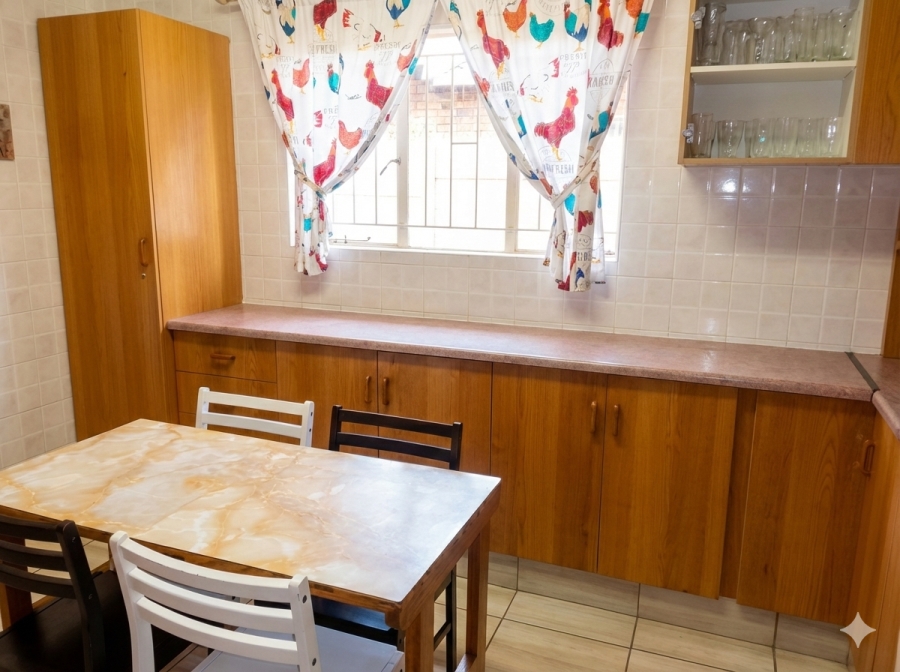 4 Bedroom Property for Sale in Geelhoutpark North West